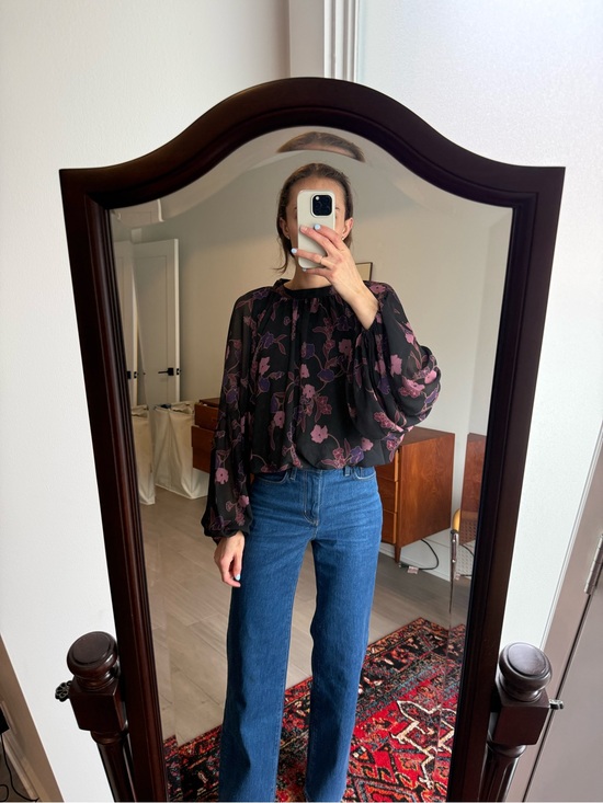 Dynamite Tops - Floral cropped blouse